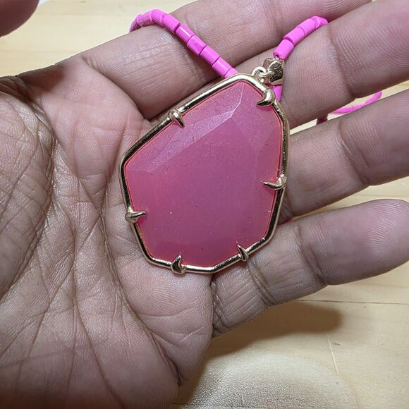 Kendra Scott Pink Unbanded Agate Beatrix Long Pendant Necklace 32 Inches Long - Picture 8 of 11